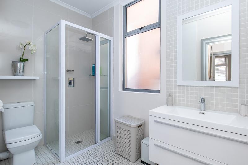 To Let 1 Bedroom Property for Rent in Muizenberg Western Cape